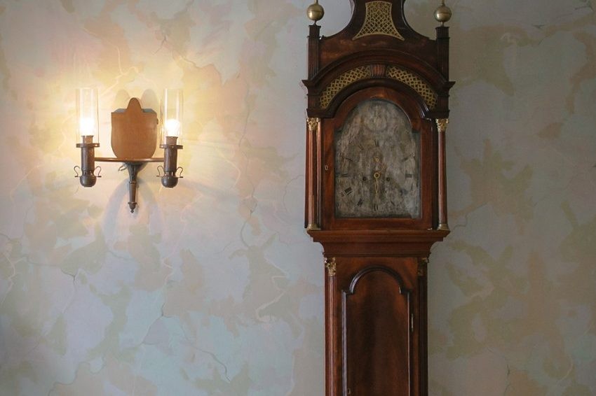 amish grandfather clocks and floor clocks