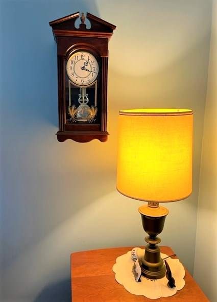 Rich's solid wood clock with pendulum, wall clock.